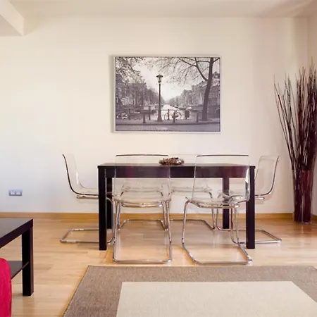 Mar Bella Apartman *